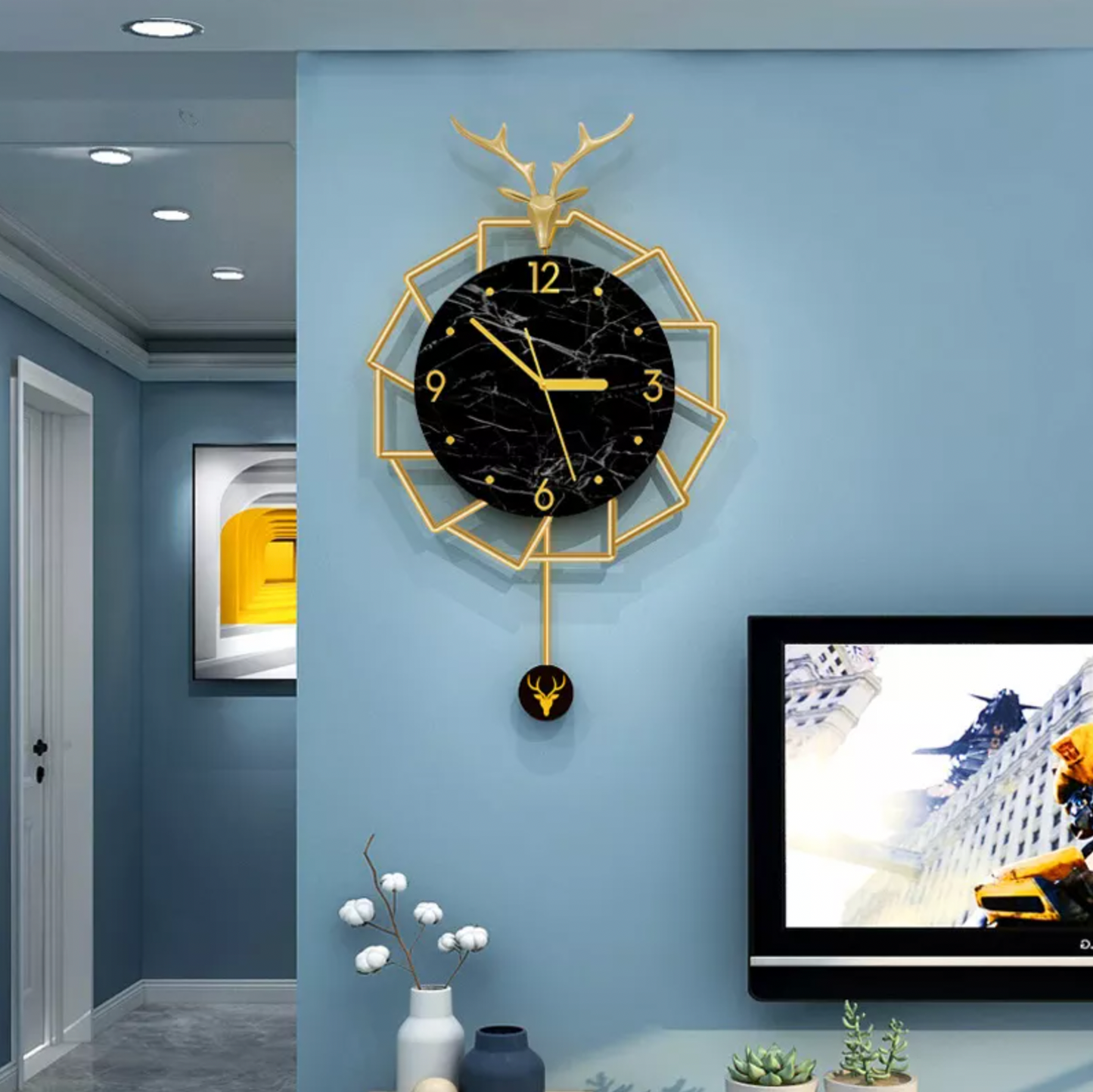 Modern Wall Clock - Marble Surrounded with Metallic Antlers